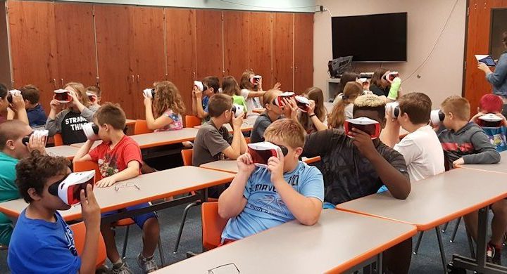 Blair Pointe Students using Virtual Reality in class